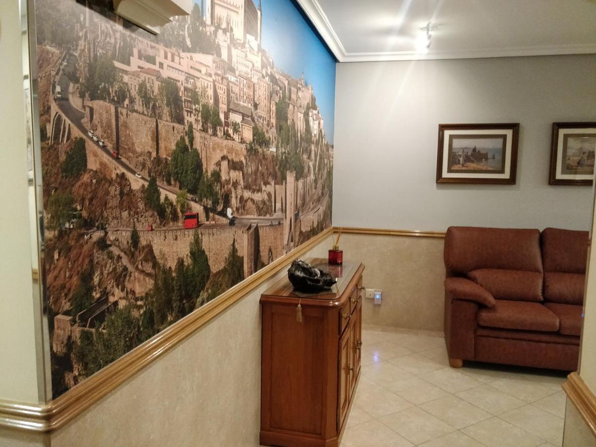 Gavilanes 2 Toledo Otel Dış mekan fotoğraf