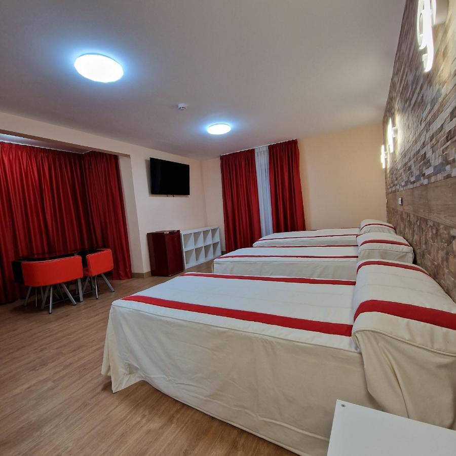 Gavilanes 2 Toledo Otel Dış mekan fotoğraf